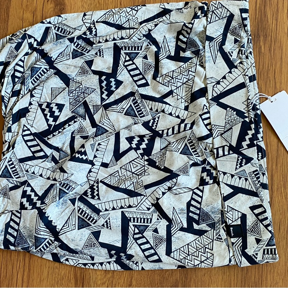 NWT Bench Skirt